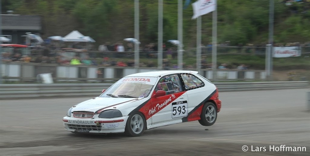 Thomas over ”hoppet” på Løvelbanen
(Foto: Lars Hoffmann)